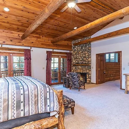 1138 Lakeshore - One-Of-A-Kind Lakeshore Boulevard Log Cabin